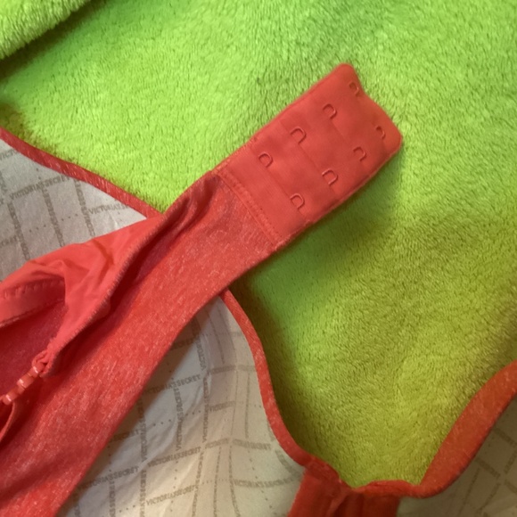 Victoria’s Secret Uplift Semi Demi Padded Underwire Red Heather 34D Bra - Picture 5 of 6